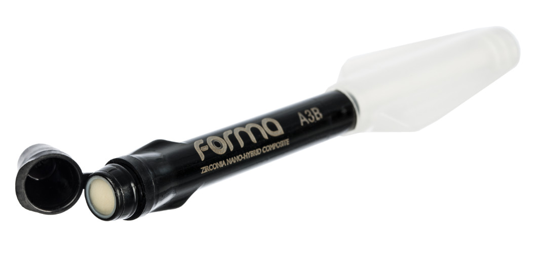 FORMA REFILL 1 шпр x 4 г -наногибридный композит с циркониевым наполнителем