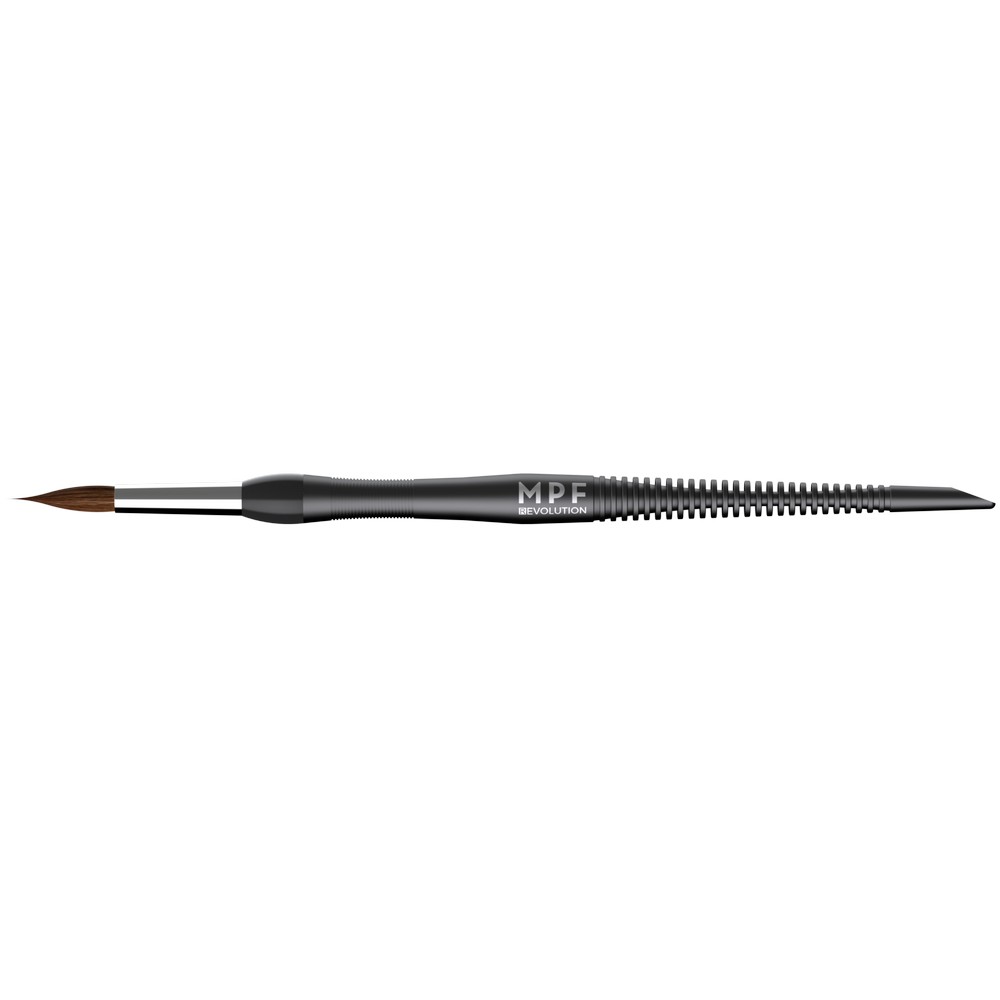 Револутион Бруш - Revolution Brush