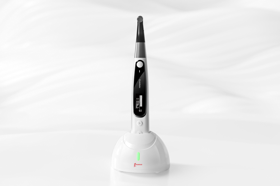 Endo Matic - беспроводной эндомотор со встроенным апекслокатором