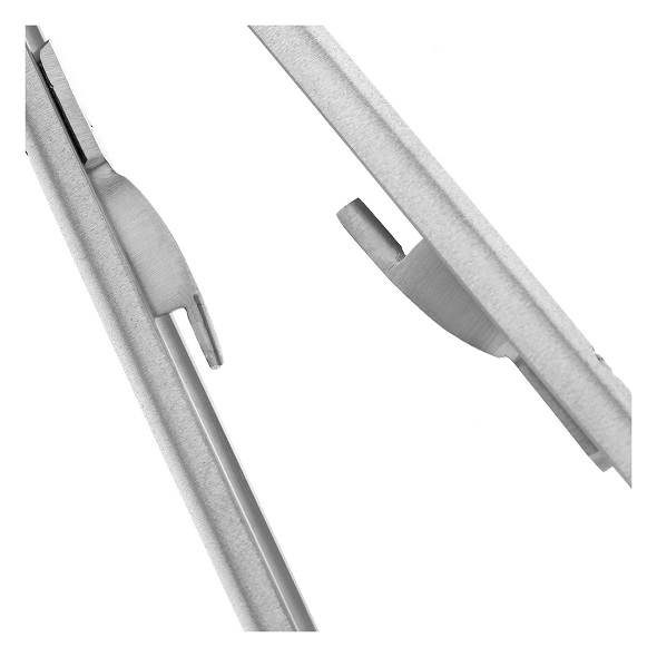 Иглодержатель хирургический прямой Micro-Nadelhalter TC 40-47